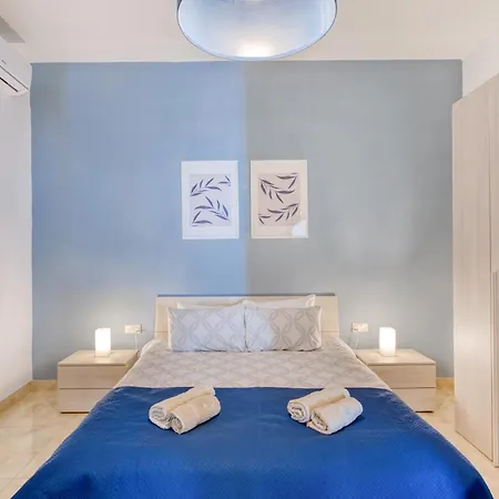 Spacious, Bright, Valley & Sea View Maisonette Xaghra