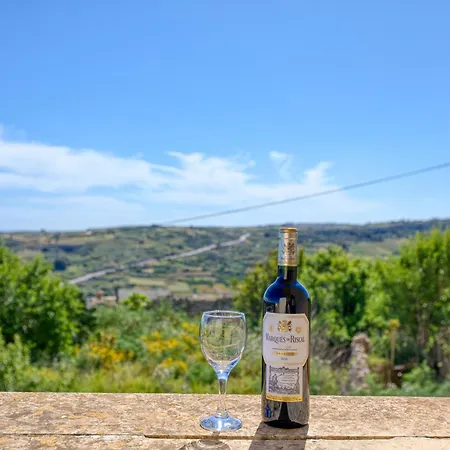 Spacious, Bright, Valley & Sea View Maisonette *