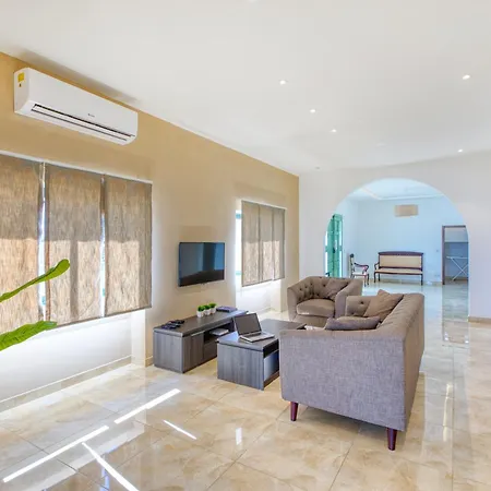 Spacious, Bright, Valley & Sea View Maisonette * Xagħra
