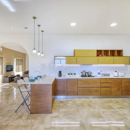 Apartamento Spacious, Bright, Valley&sea View Maisonette