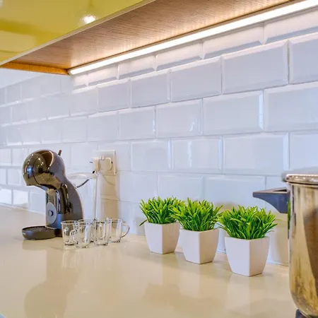 Spacious, Bright, Valley & Sea View Maisonette アパート Xagħra