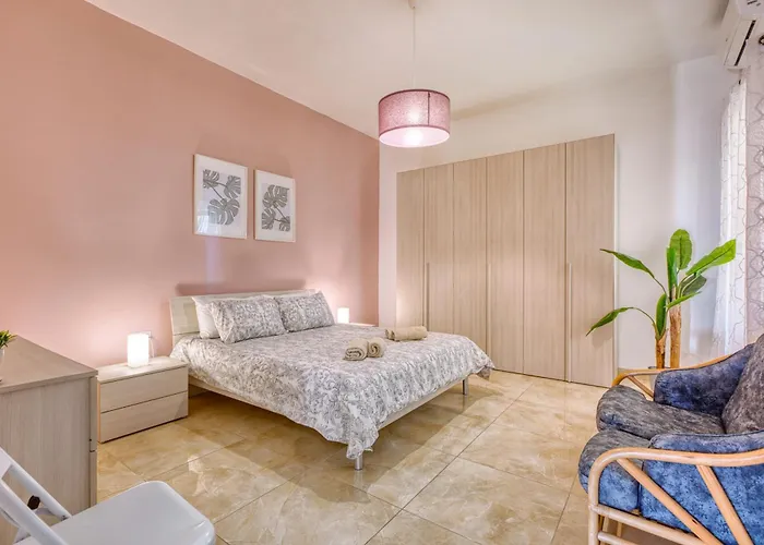 Spacious, Bright, Valley & Sea View Maisonette * Xagħra