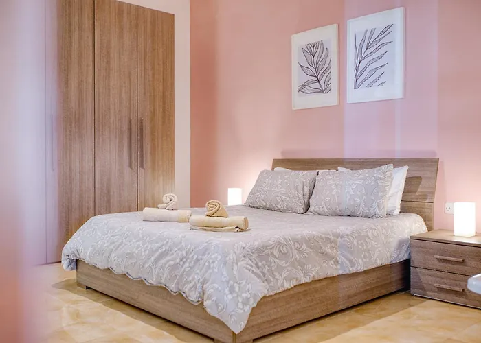 Spacious, Bright, Valley&sea View Maisonette Xagħra