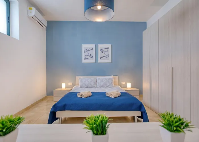 Spacious, Bright, Valley & Sea View Maisonette