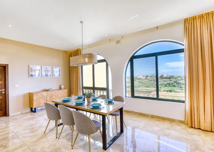 Spacious, Bright, Valley&sea View Maisonette * Xagħra