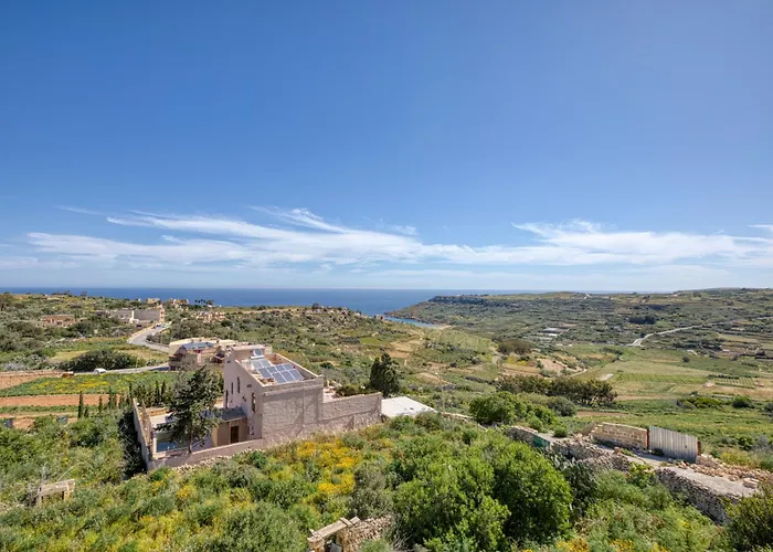 Spacious, Bright, Valley&sea View Maisonette Apartamento