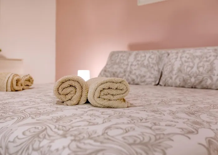 Spacious, Bright, Valley&sea View Maisonette