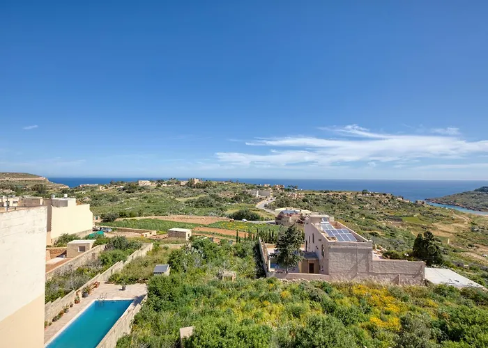 Spacious, Bright, Valley&sea View Maisonette Apartamento Xagħra