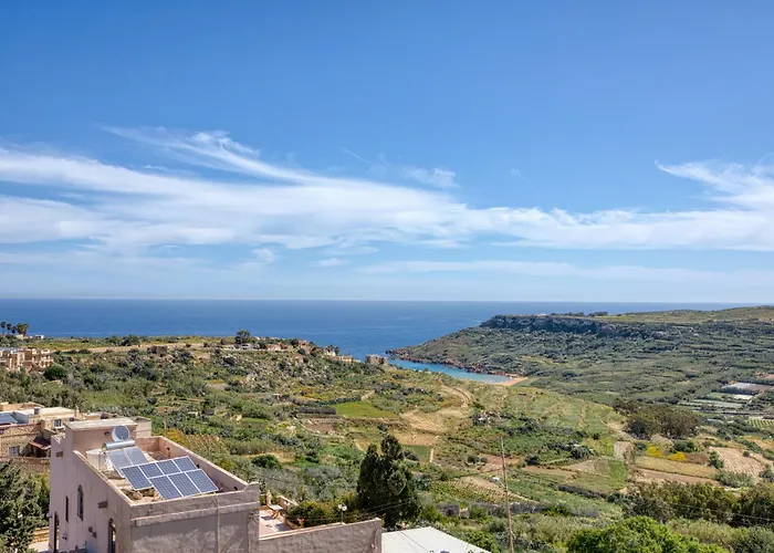 Spacious, Bright, Valley&sea View Maisonette