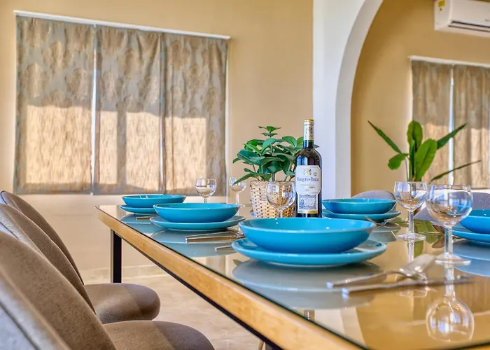 Spacious, Bright, Valley&sea View Maisonette